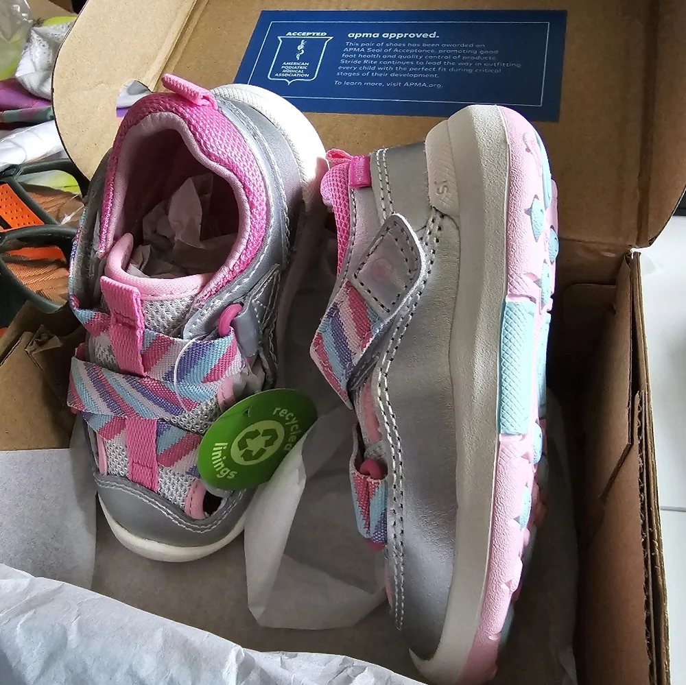 Silver Rainbow Kids Shoes Stride Rite Unisex-Child SRT Surf Sandal girl size 5 W - Picture 1 of 7